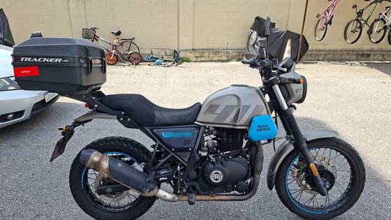 ROYAL ENFIELD SCRAM 411 
